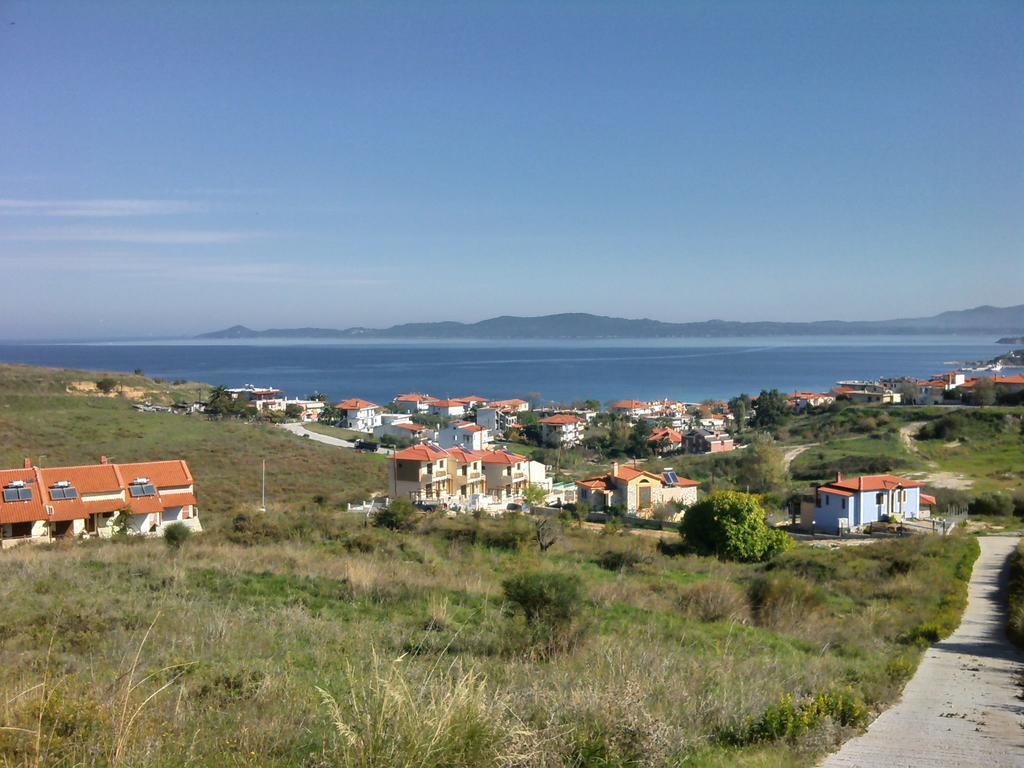 Ianthi Maisonettes Néa Ródha Exterior foto