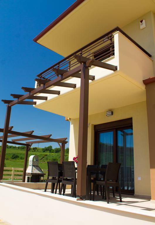 Ianthi Maisonettes Néa Ródha Exterior foto